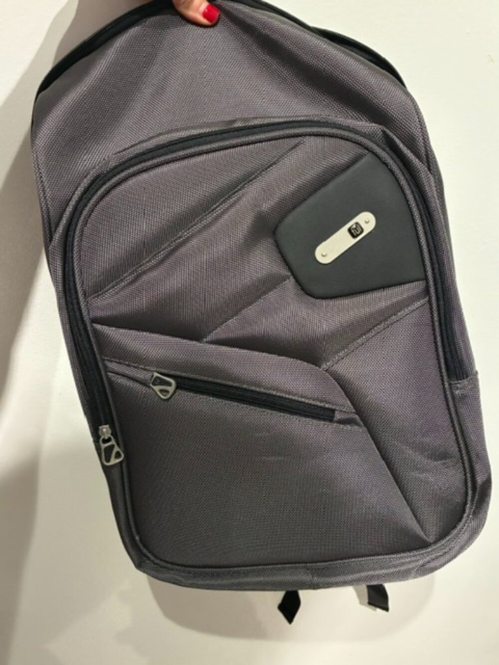 FŪL detachable backpack